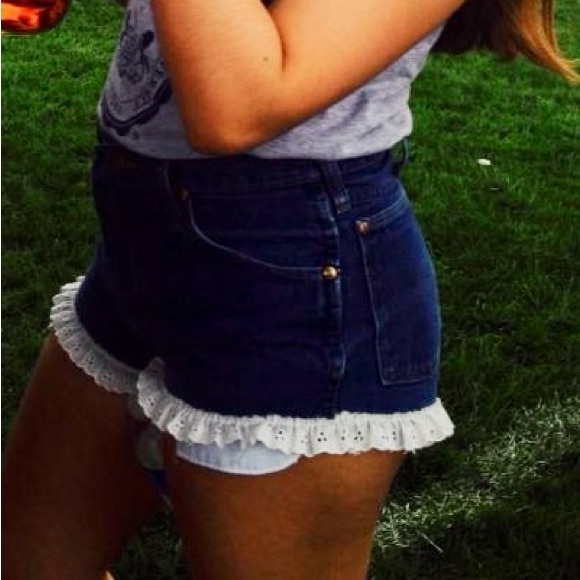 Wrangler Vintage Denim Shorts - Picture 6 of 6